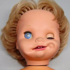 Необычная кукла Saucy Expressions от Mattel