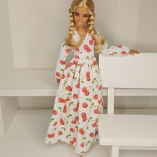 Платье для Барби длинное с ягодками