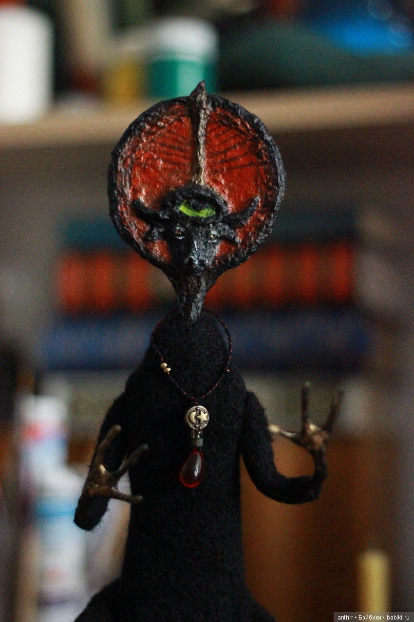 Солнцебык. Готическая кукла (фото 3)
