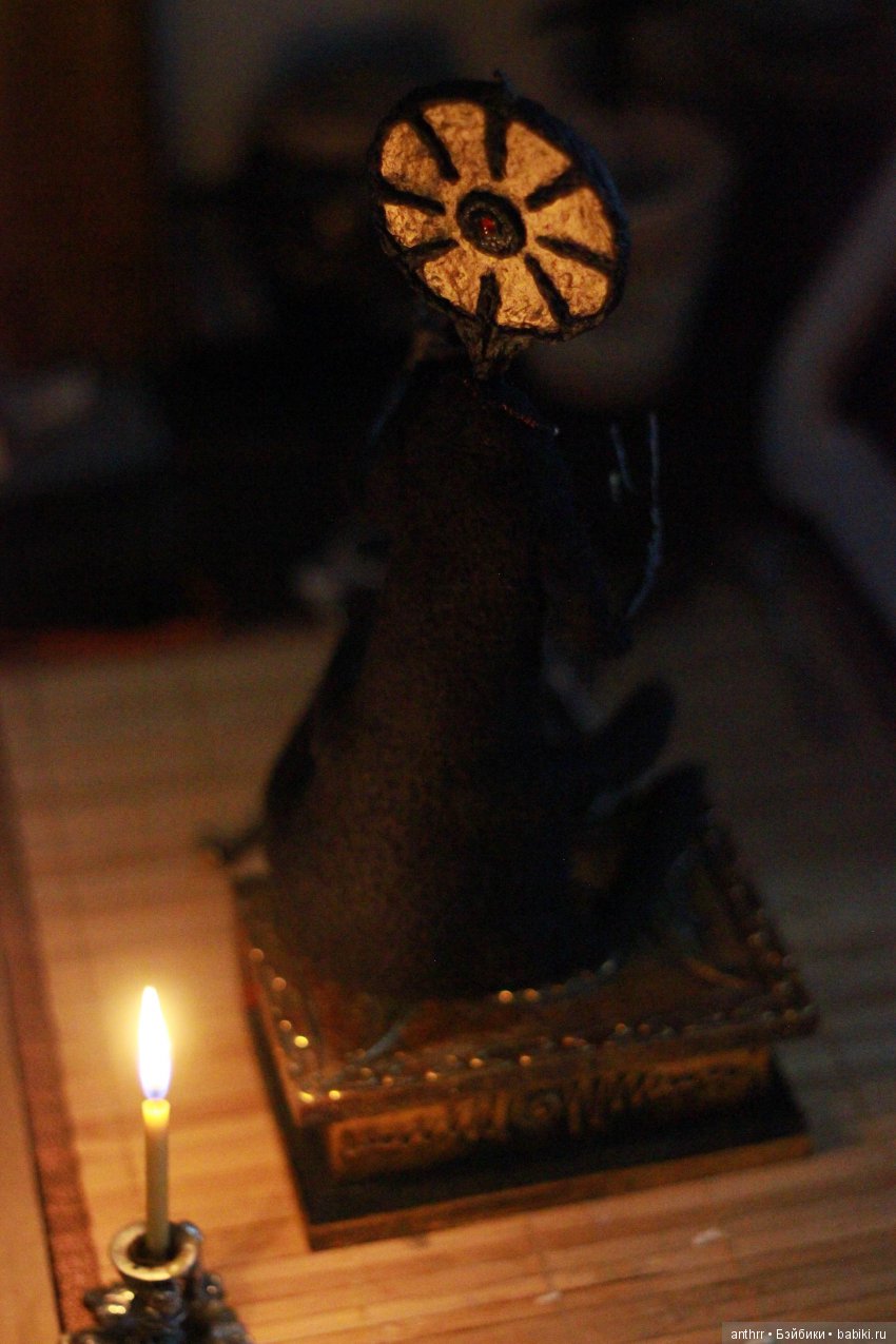 Солнцебык. Готическая кукла (фото 8)