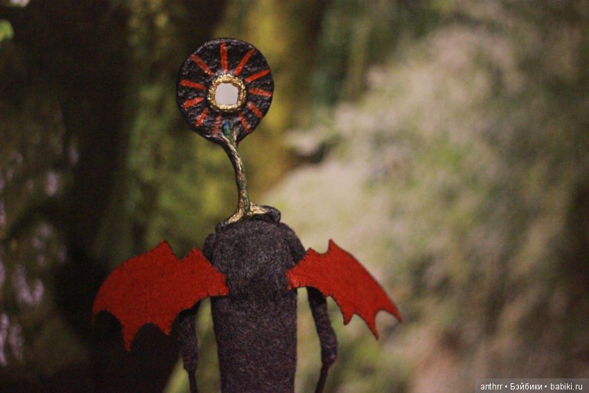 Айин. Готическая кукла — Авторские куклы из шерсти (валяние): сухое (фото 6)