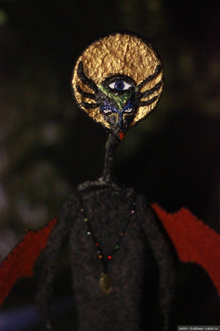 Айин. Готическая кукла — Авторские куклы из шерсти (валяние): сухое (фото 3)