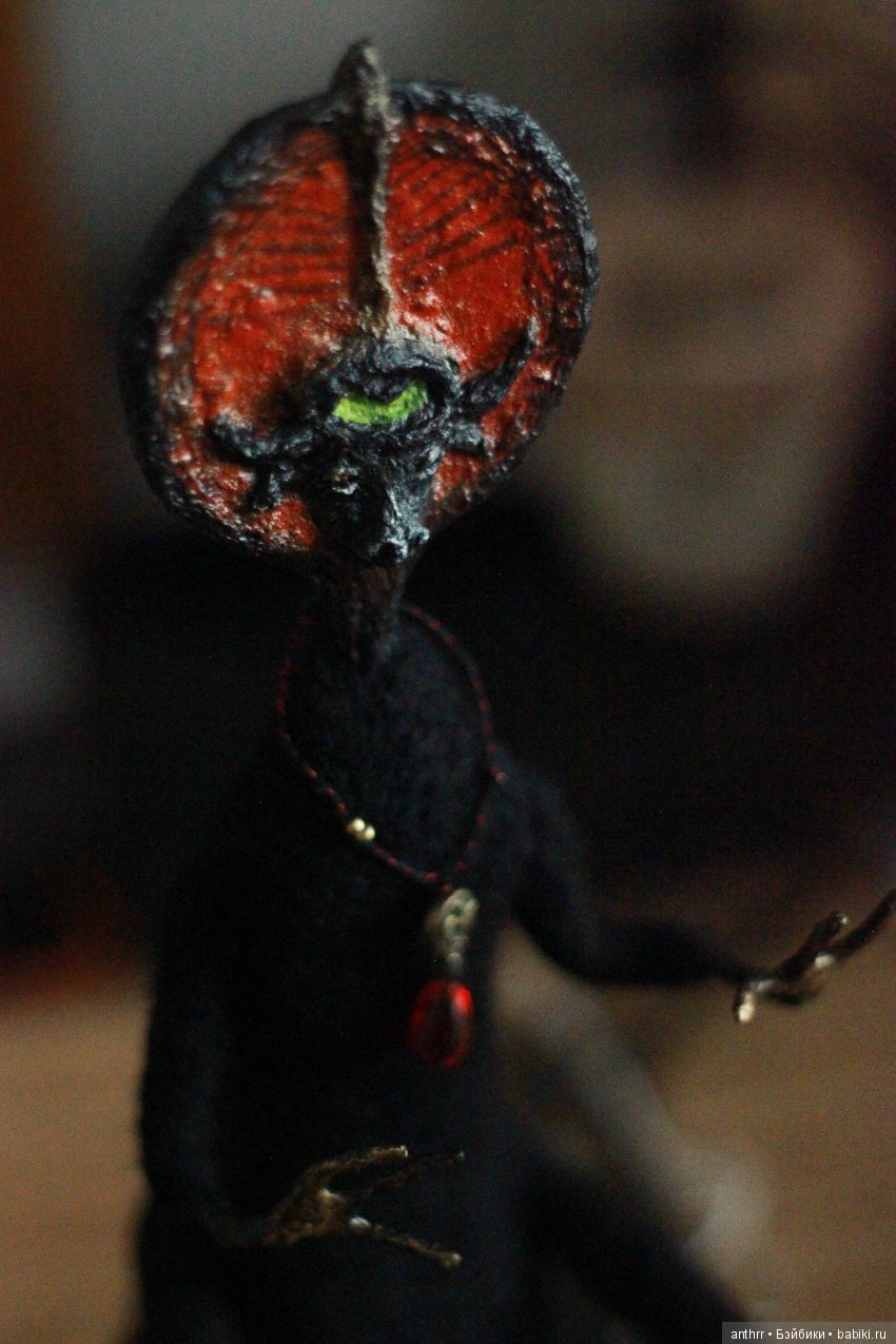 Солнцебык. Готическая кукла (фото 5)