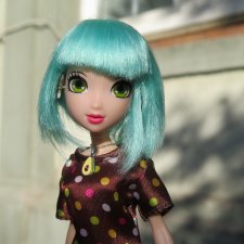 Василиса Ле Фрог в винтажном платье.