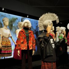 "Кринолин. Жакет. Свитшот." Парк.