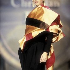 Роскошные осенние цвета в Высокой Моде конца 1980х-начале 1990х годов.