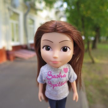 Новенькая - кукла от русского блогера.