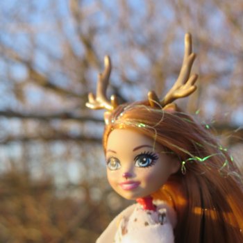 Оленечка Enchantimals и русская зима