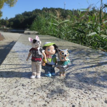 Очень интересная банда мальчишек на Балтике