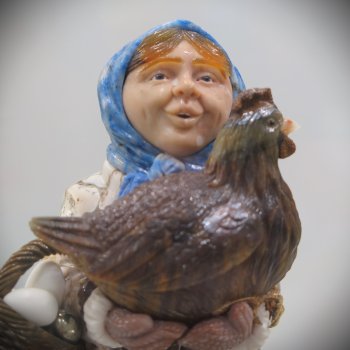 Почти кукольное на выставке камнерезов