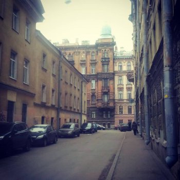 "Семь двадцать один - длина струны между смыслом и смыслом."