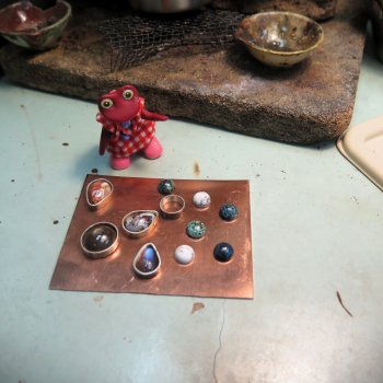 Год занятий ювелирным мастерством