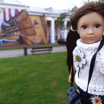 "Август. Ночи похожи на ночи."