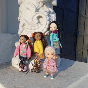 Вся честная компания на прогулке к Барокко