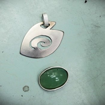 "- Никто не видит слёзы ювелира!"