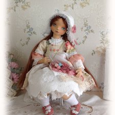 Коллекционная текстильная кукла