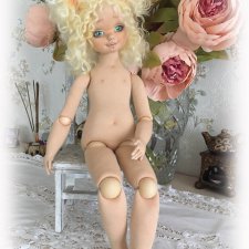 Коллекционная текстильная кукла