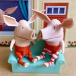 Две свинки Оливии и их дом/корабль