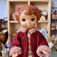 Юля киевской фабрики "Победа" в аутфите