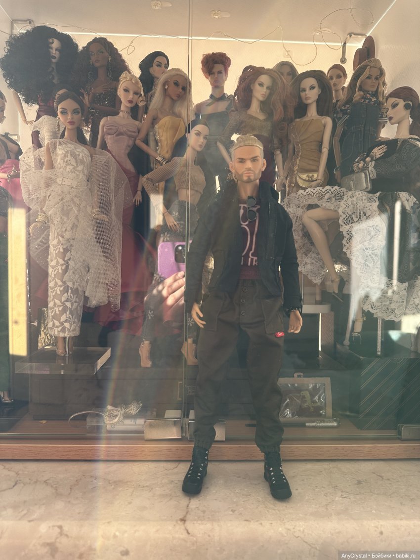 Шершень Монтегю — Куклы Integrity Toys (Интегрити): Poppy Parker (фото 4)