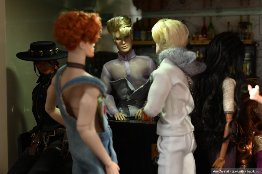 Серия 7. Генри и жалобы — Куклы Integrity Toys (Интегрити): Poppy Parker (фото 9)