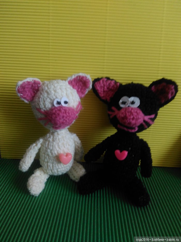 а это шкодливые котята