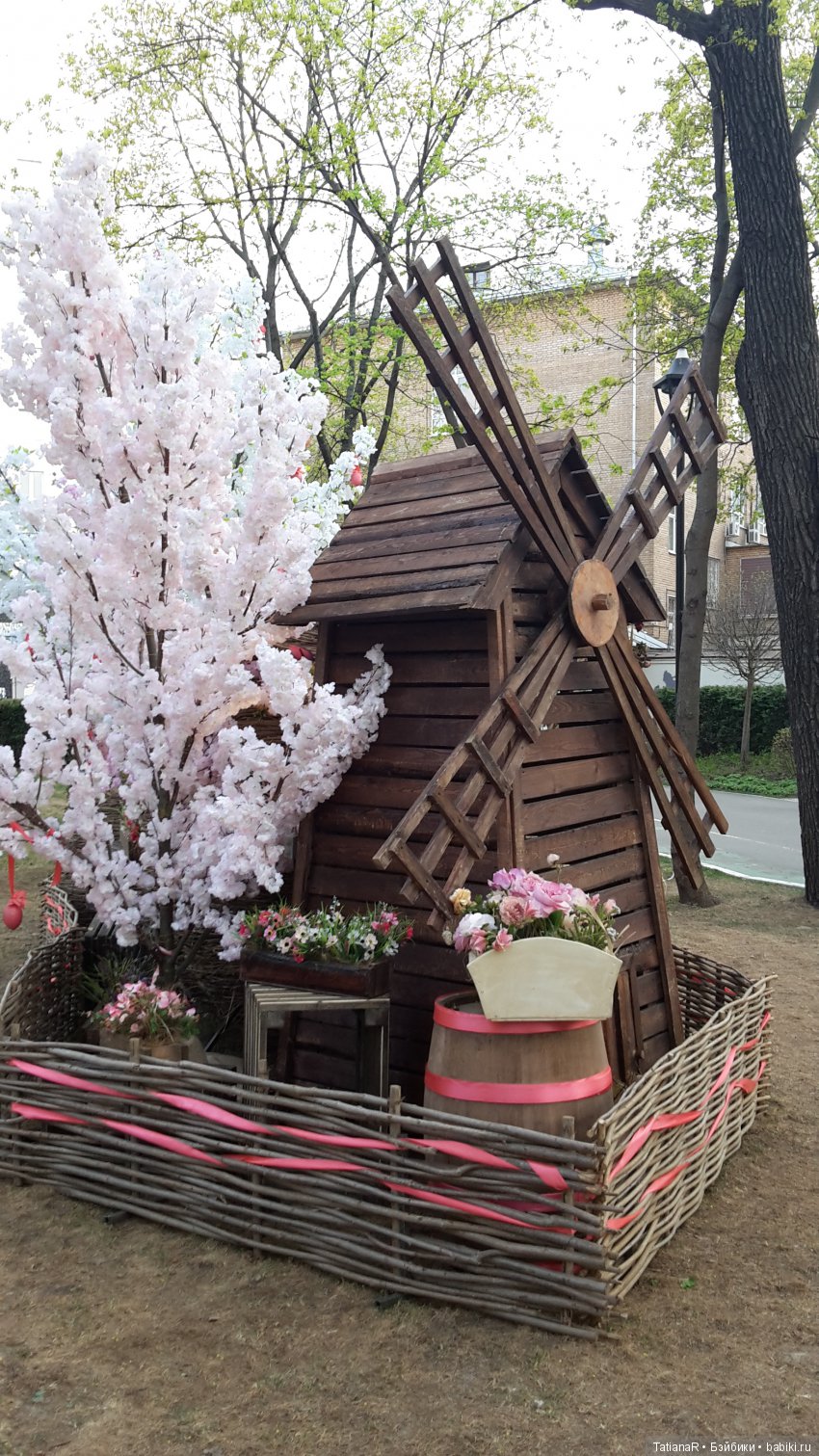 Пасхальная прогулка Лизхен. Куклы Zwergnase