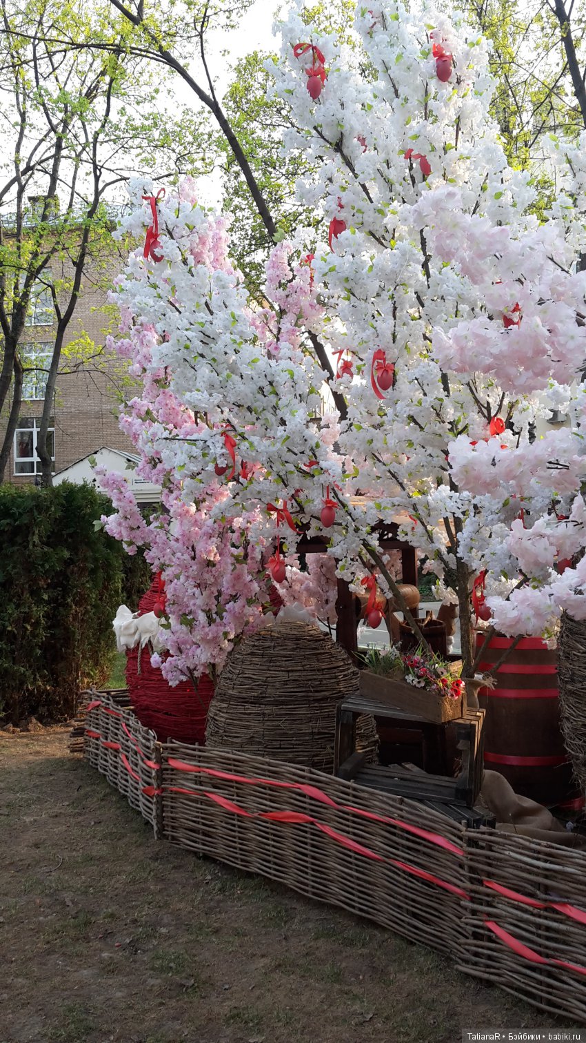 Пасхальная прогулка Лизхен. Куклы Zwergnase