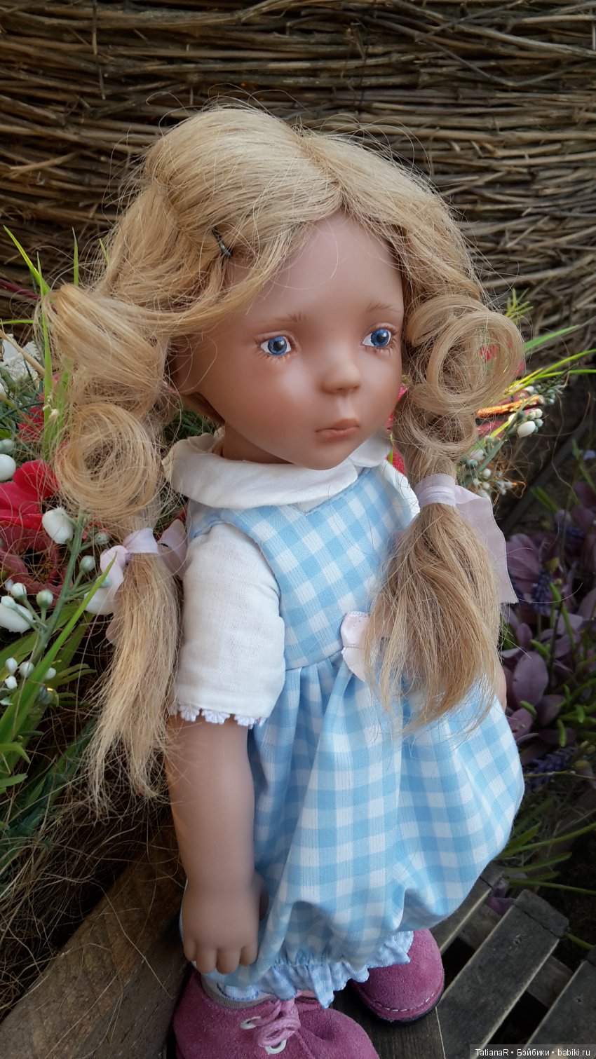 Пасхальная прогулка Лизхен. Куклы Zwergnase