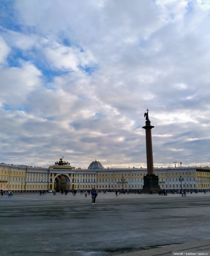 Прогулка по Петербургу с куклами Оксаны Мироновой