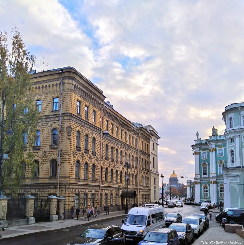 Прогулка по Петербургу с куклами Оксаны Мироновой