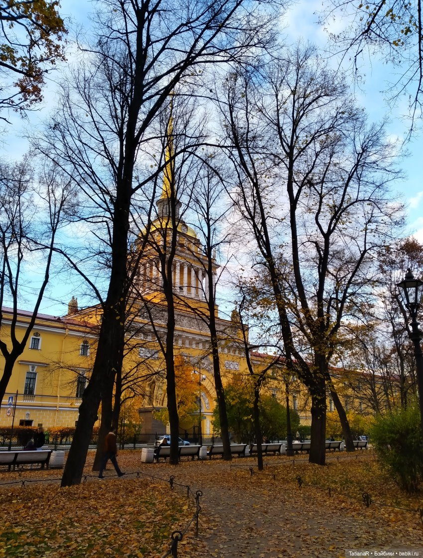 Прогулка по Петербургу с куклами Оксаны Мироновой