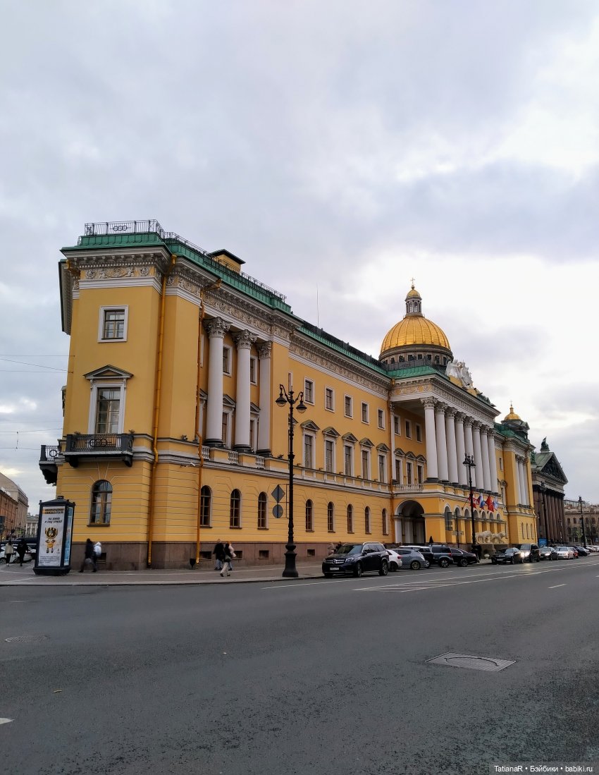 Прогулка по Петербургу с куклами Оксаны Мироновой