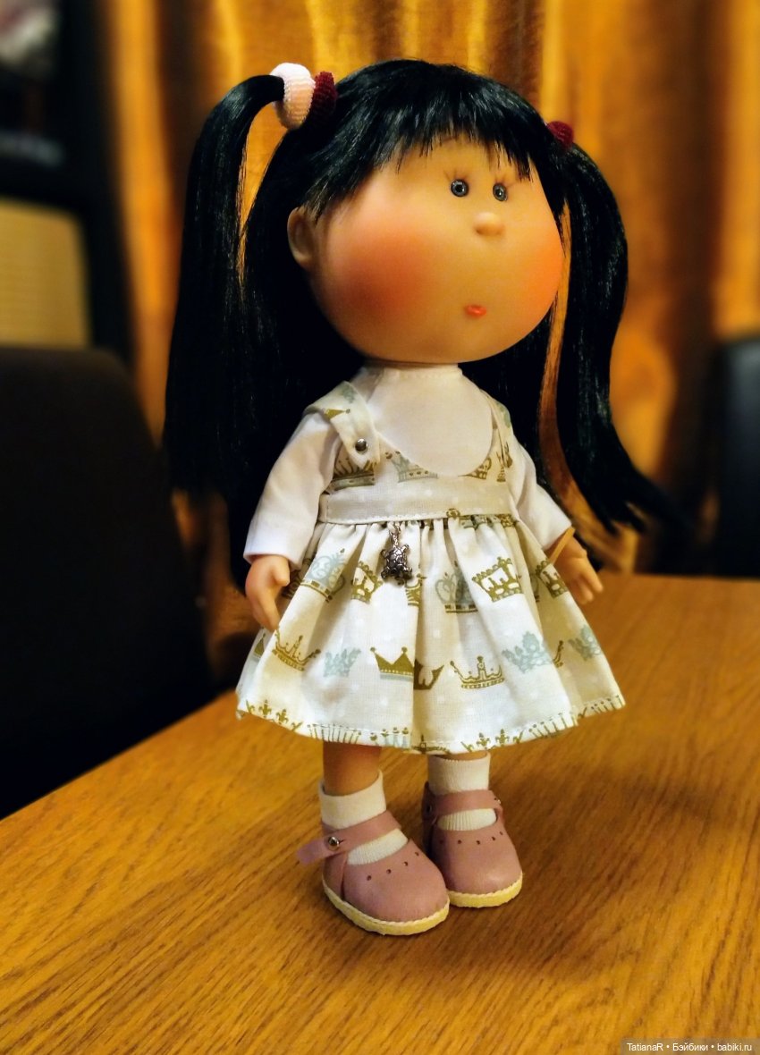 Наша Мийская Капитолина — Куклы Nines d'Onil (Нинес): Миа (Mia) (фото 3)