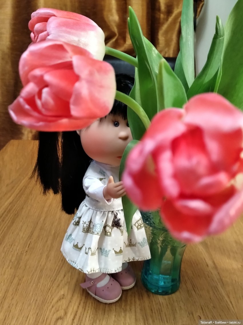 Наша Мийская Капитолина — Куклы Nines d'Onil (Нинес): Миа (Mia)