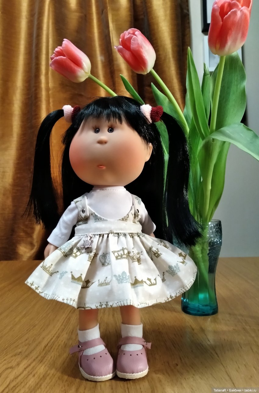 Наша Мийская Капитолина — Куклы Nines d'Onil (Нинес): Миа (Mia)