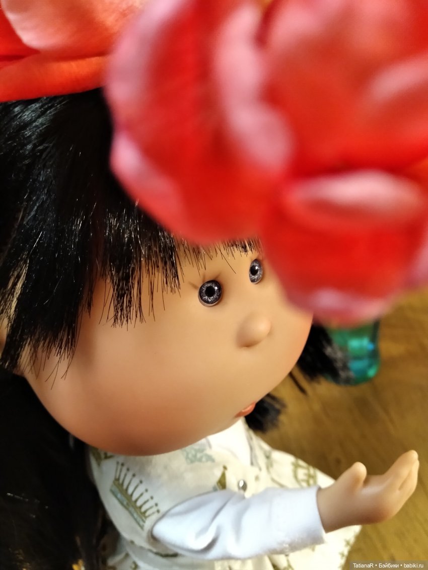 Наша Мийская Капитолина — Куклы Nines d'Onil (Нинес): Миа (Mia)