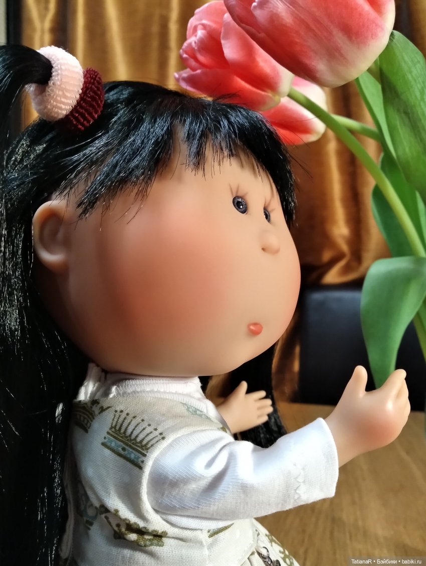 Наша Мийская Капитолина — Куклы Nines d'Onil (Нинес): Миа (Mia)