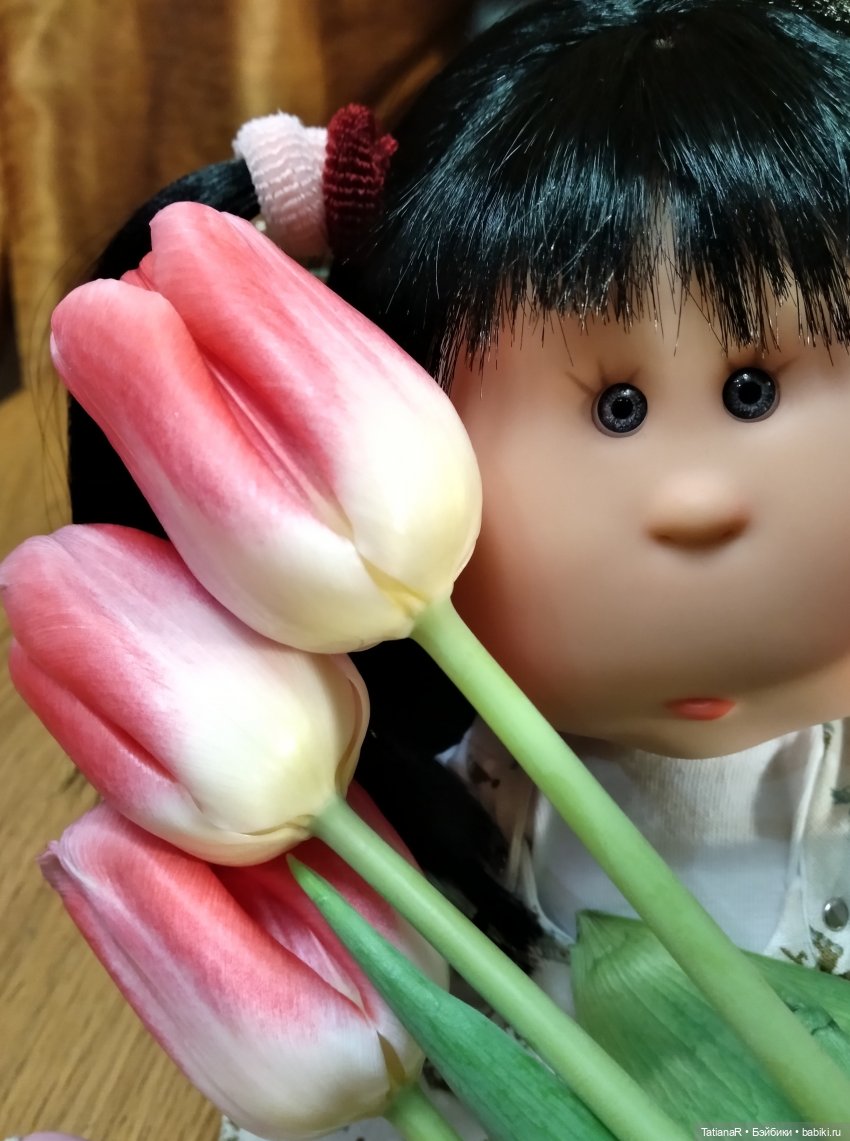 Наша Мийская Капитолина — Куклы Nines d'Onil (Нинес): Миа (Mia)