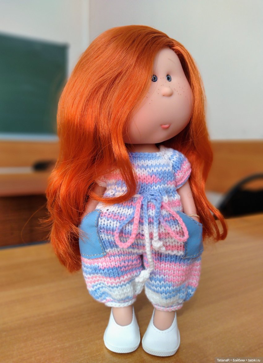 Три близнеца и собака — Куклы Nines d'Onil (Нинес): Миа (Mia)