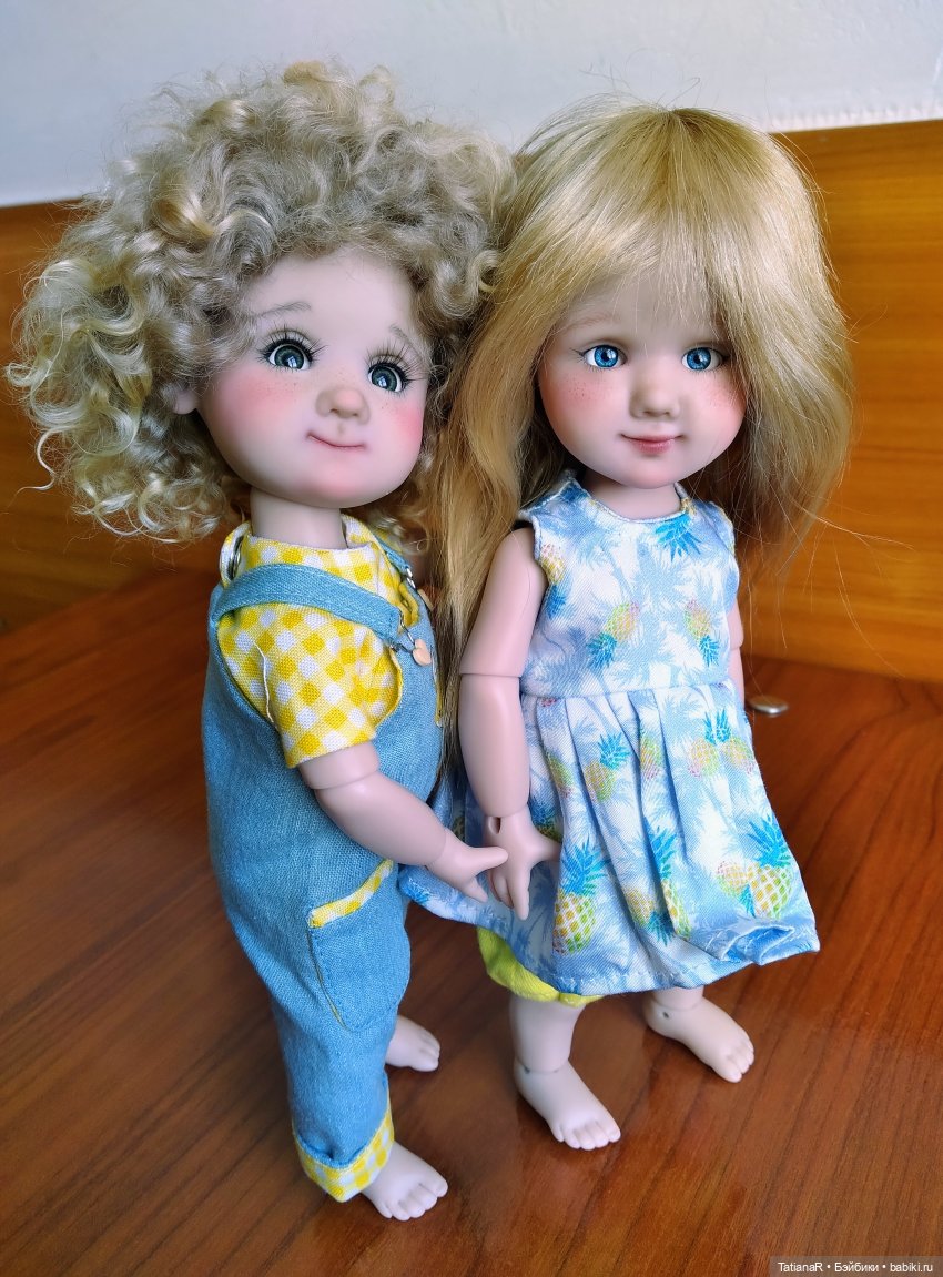Одно из замечательных семейств Miroxdolls