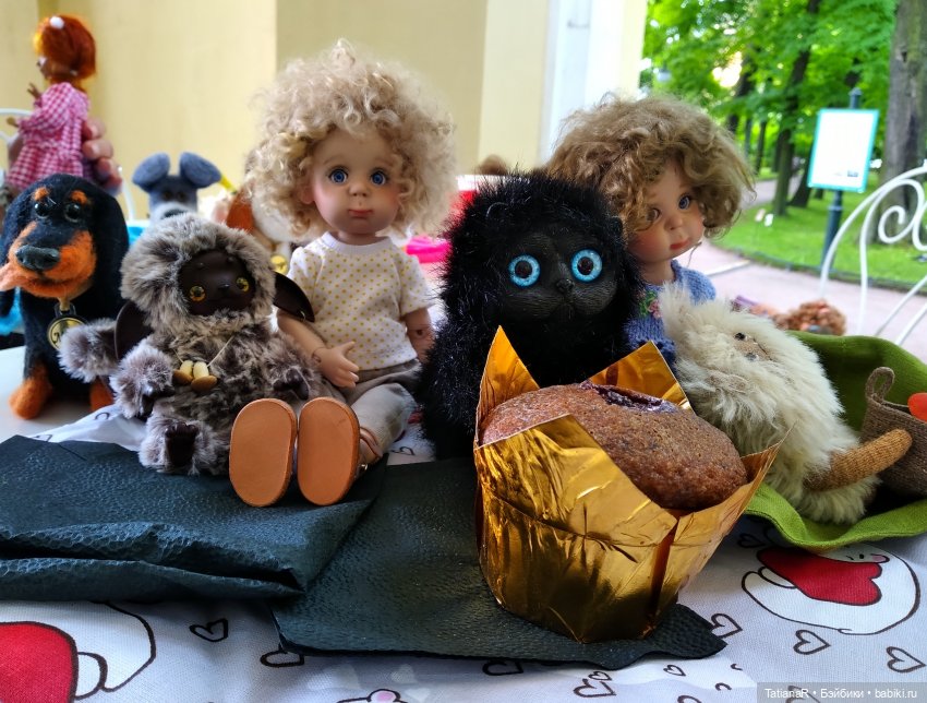 Дружеская кукловстреча в Петербурге: куклы Оксаны Мироновой, и ещё кое-кто