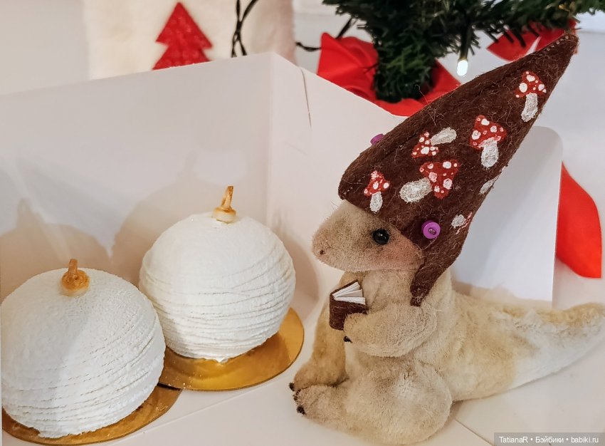 Сказка в шапке или Новогодняя компания у кукольной ёлочки, или Праздник продолжается