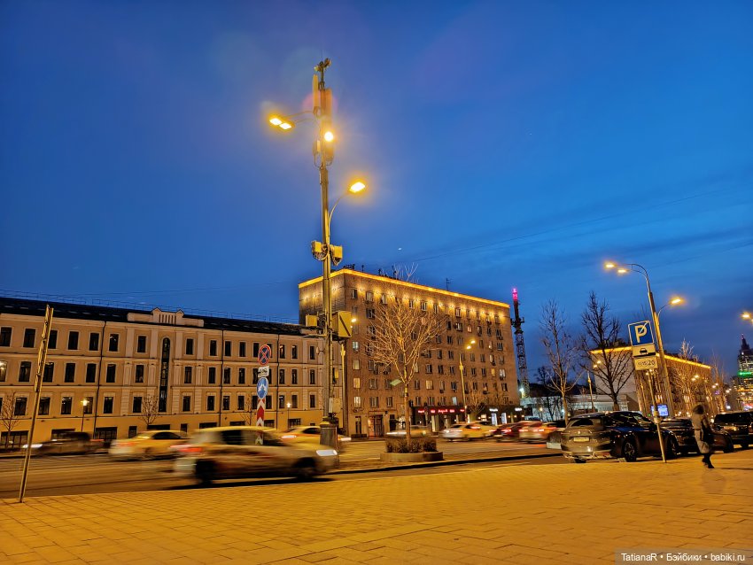 Как Алёнка гуляла не одна