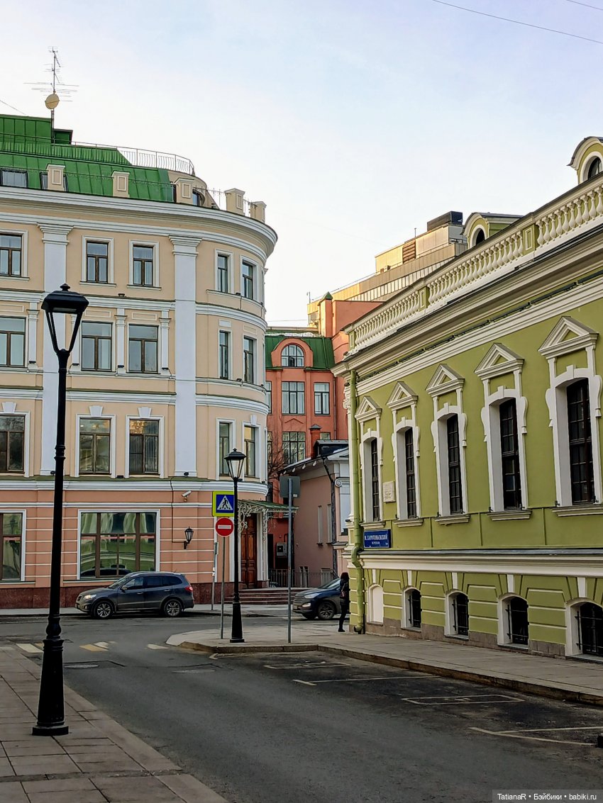 Как Алёнка гуляла не одна