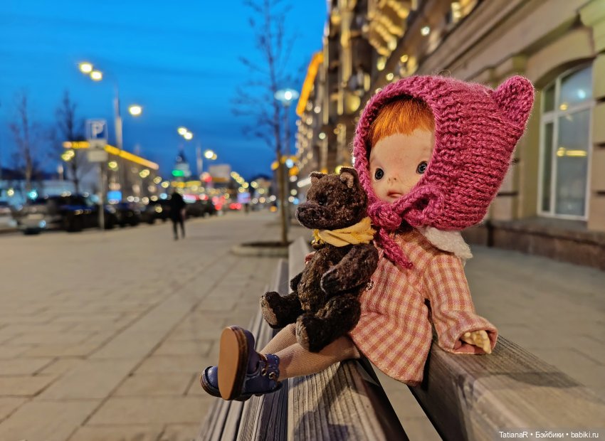Как Алёнка гуляла не одна