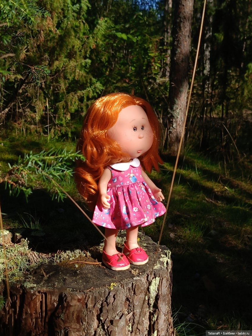 Дорога на пляж — Куклы Nines d'Onil (Нинес): Миа (Mia)