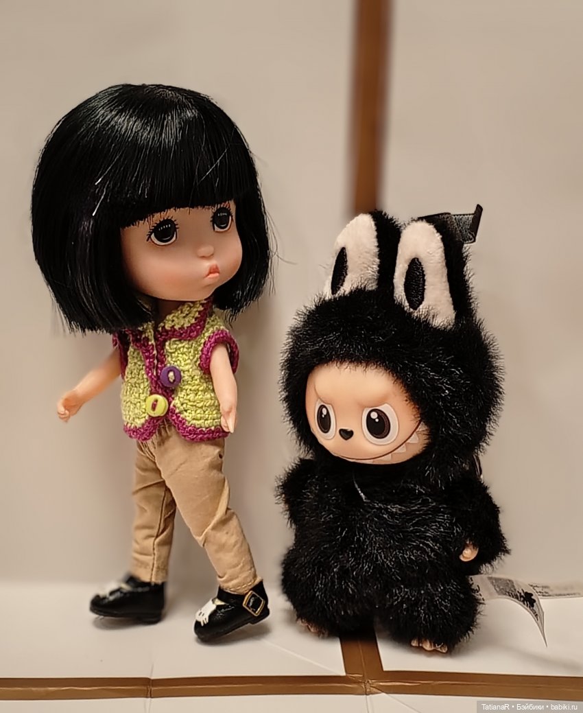 Данутка и Лабубу — Азиатские виниловые куклы (разное): Китай