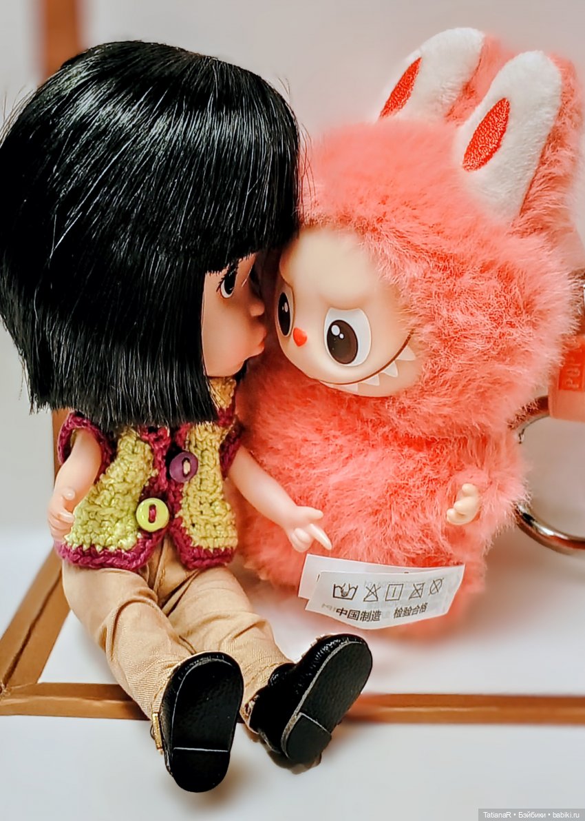 Данутка и Лабубу — Азиатские виниловые куклы (разное): Китай