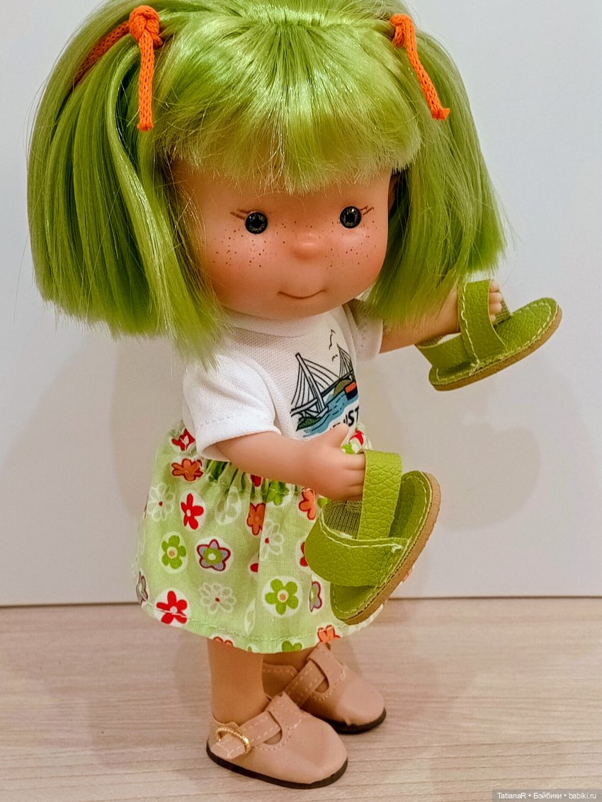 Удивительная Pippa 💚 — Куклы Nines d'Onil (Нинес): Миа (Mia)